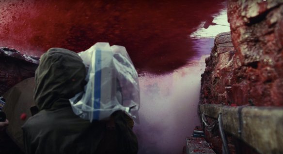 starwars-the-last-jedi-bts-redsoil-explosion