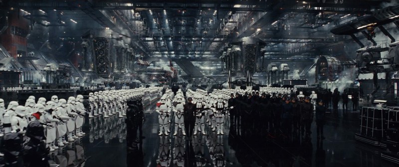 First Orderin armeija koolla.